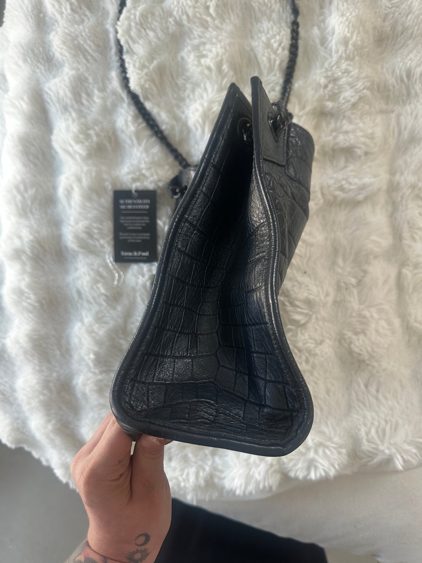 SAINT LAURENT - Niki Shopping Shoulder Bag in Croc-embossed Leather