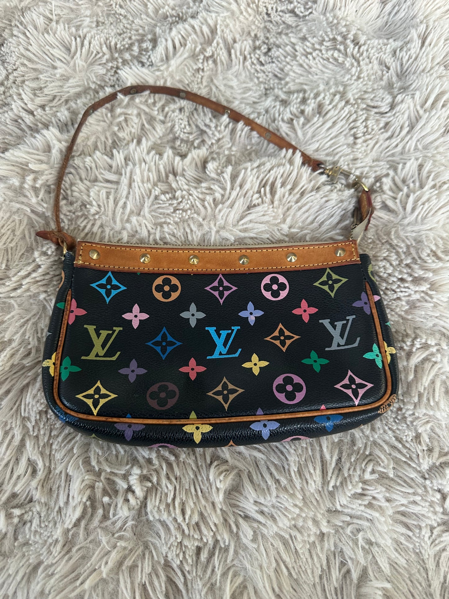 Louis Vuitton Pochette Takashi Murakami black