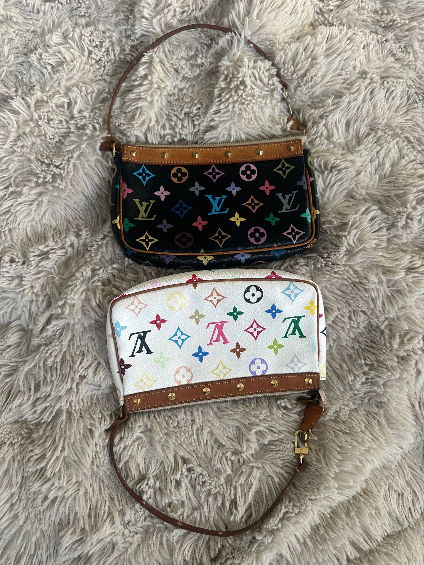 Louis Vuitton Pochette Takashi Murakami black