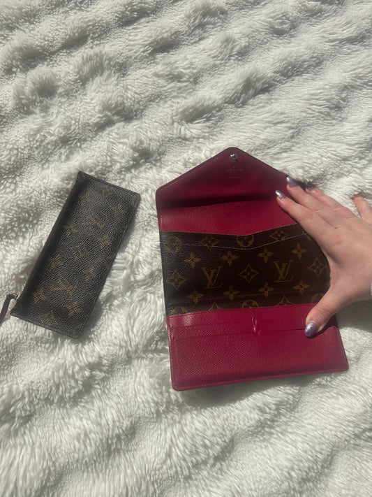 Louis Vuitton wrap wallet with coin purse