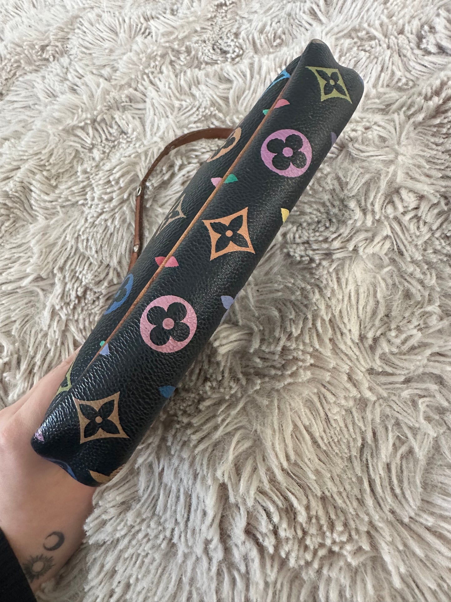 Louis Vuitton Pochette Takashi Murakami black