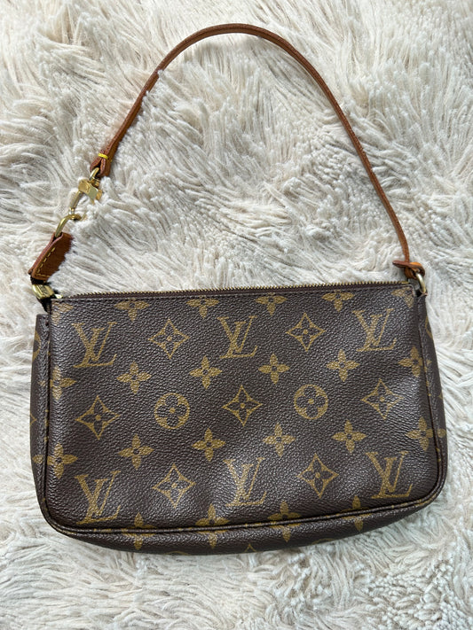 Louis Vuitton Pochette Accessories