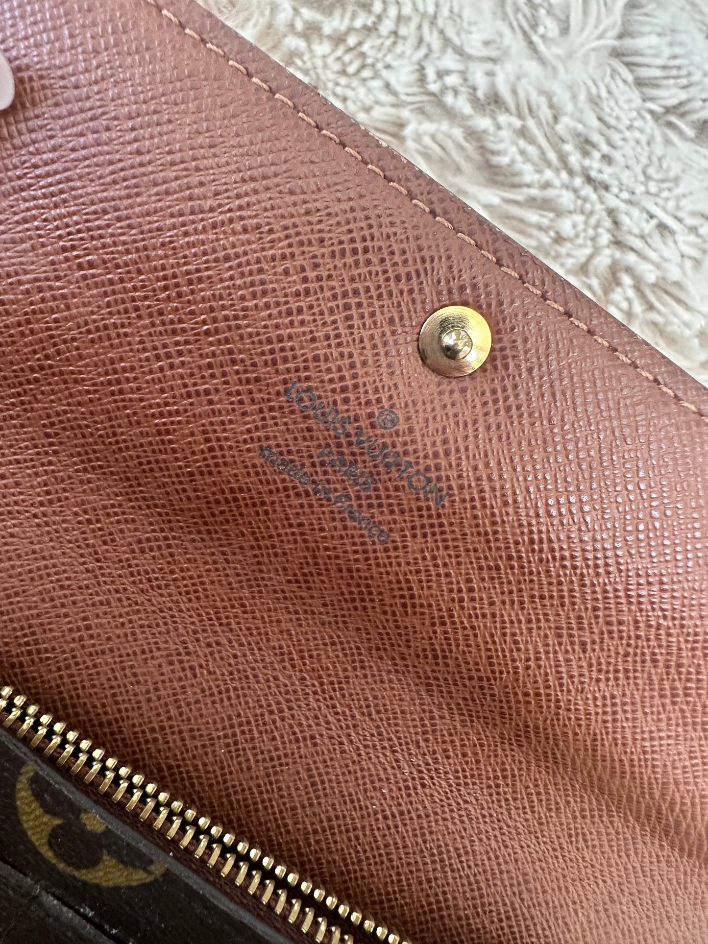 Louis Vuitton Sarah long wallet on chain crossbody
