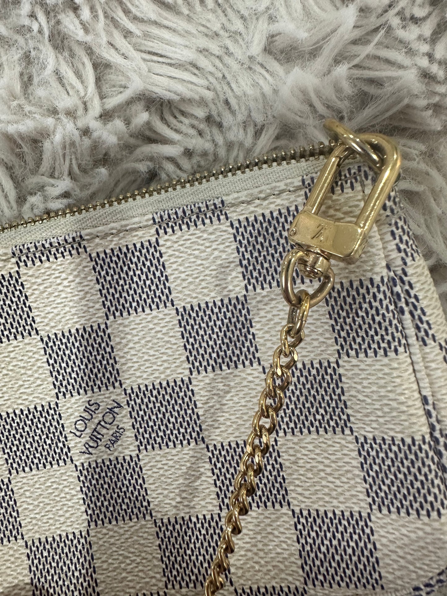 Mini Pochette Accessoires Damier Azur