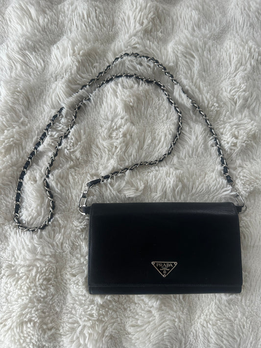 Prada Saffiano Wallet on Chain black silver