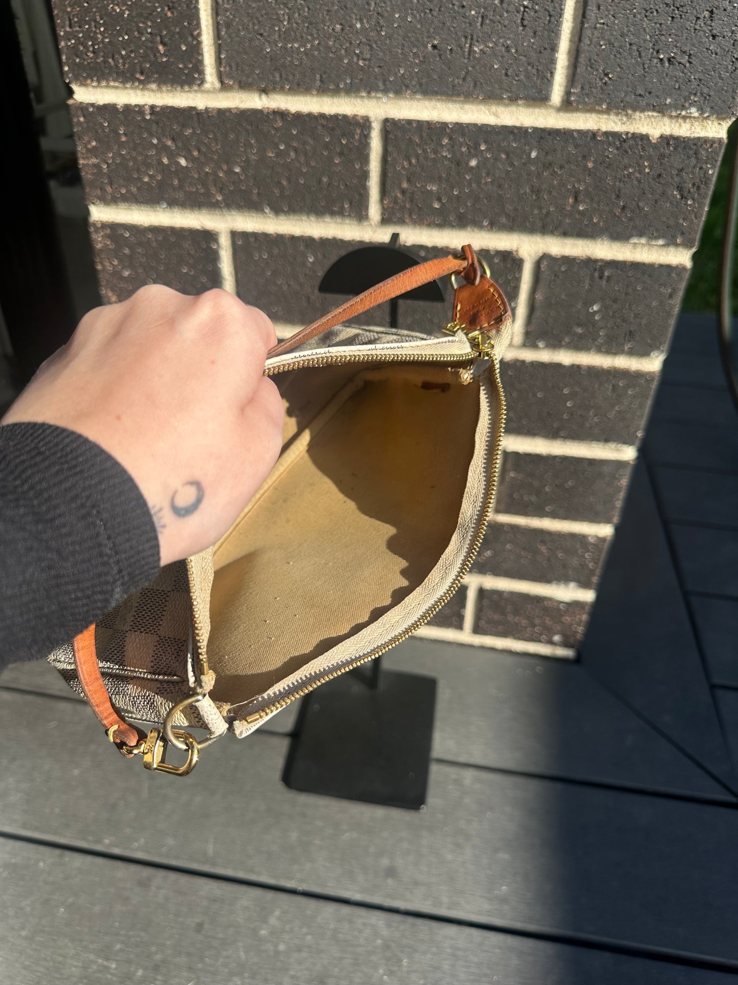 Louis Vuitton Pochette Accessories Damier Azur