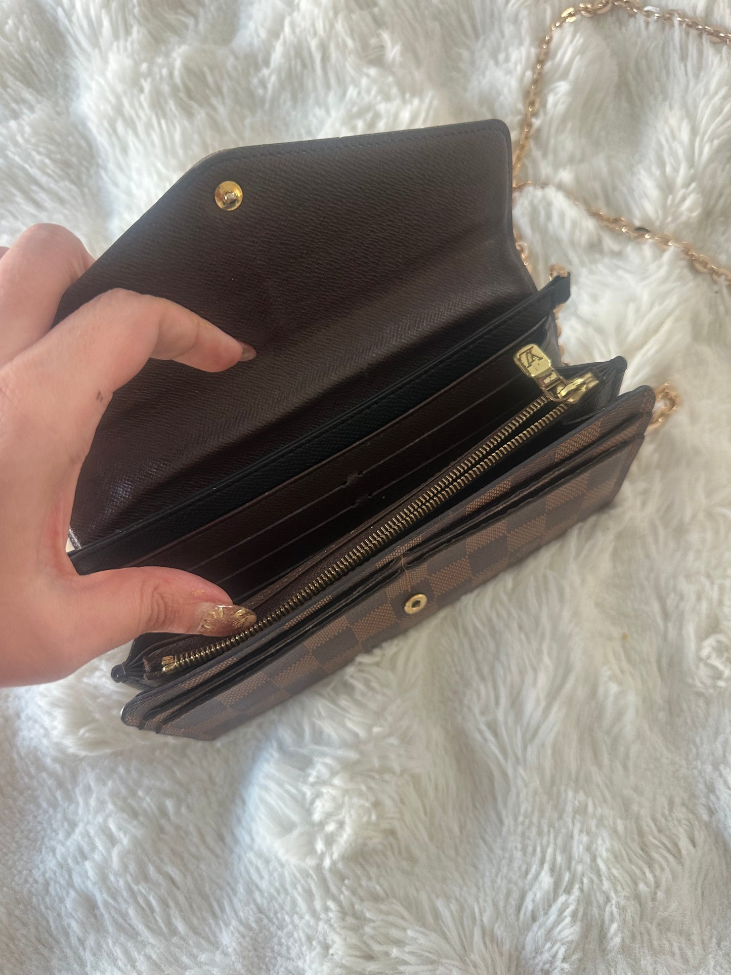 Louis Vuitton - Damier Ebene cross body wallet on chain