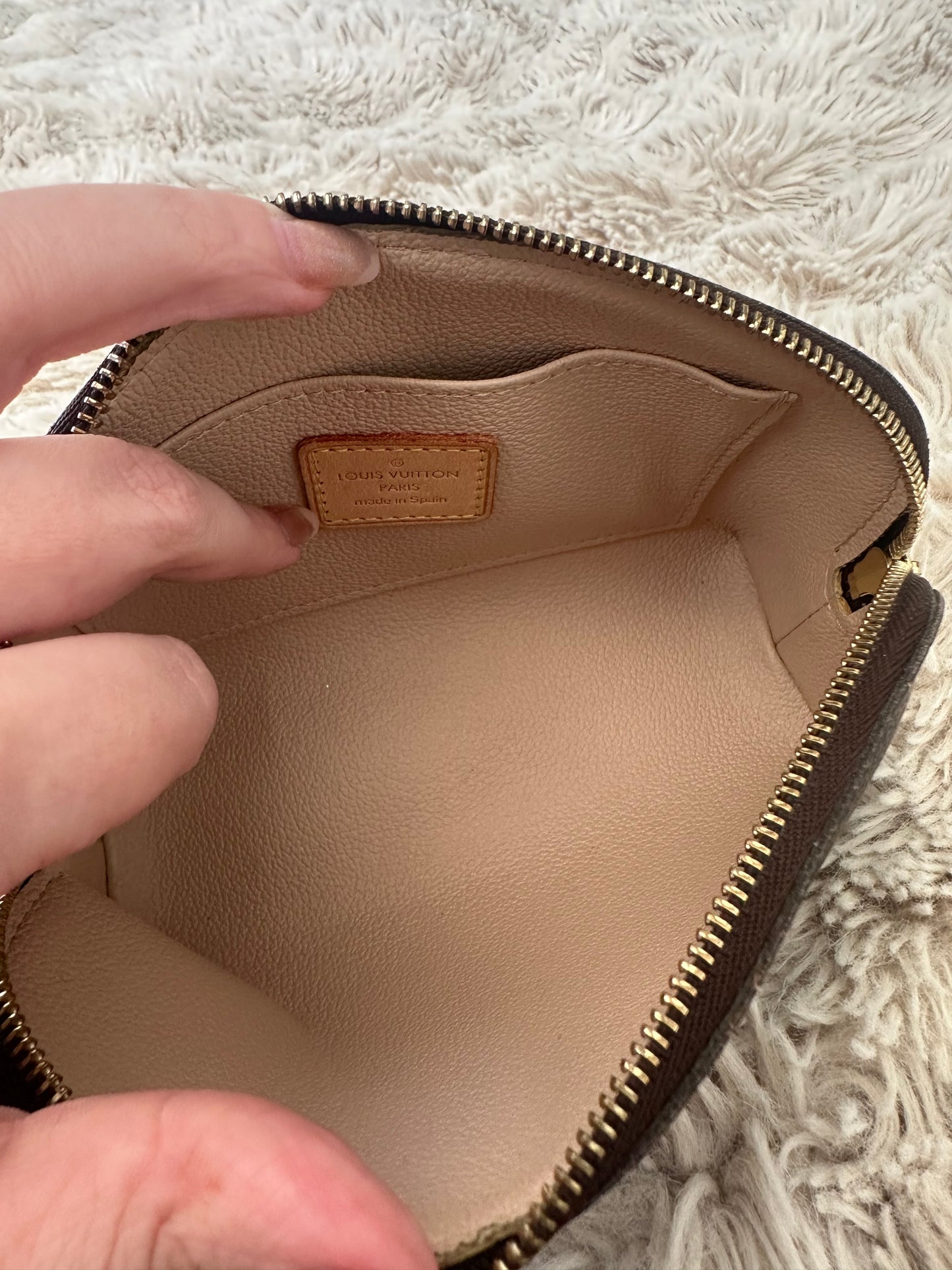 Louis Vuitton monogram PM cosmetic case