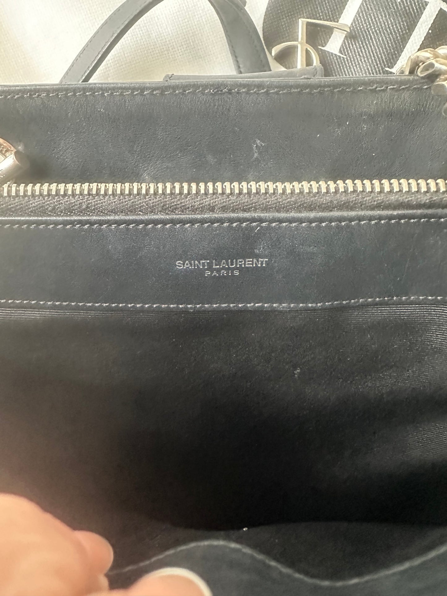 SAINT LAURENT - chevron leather Cassandra shopping tote