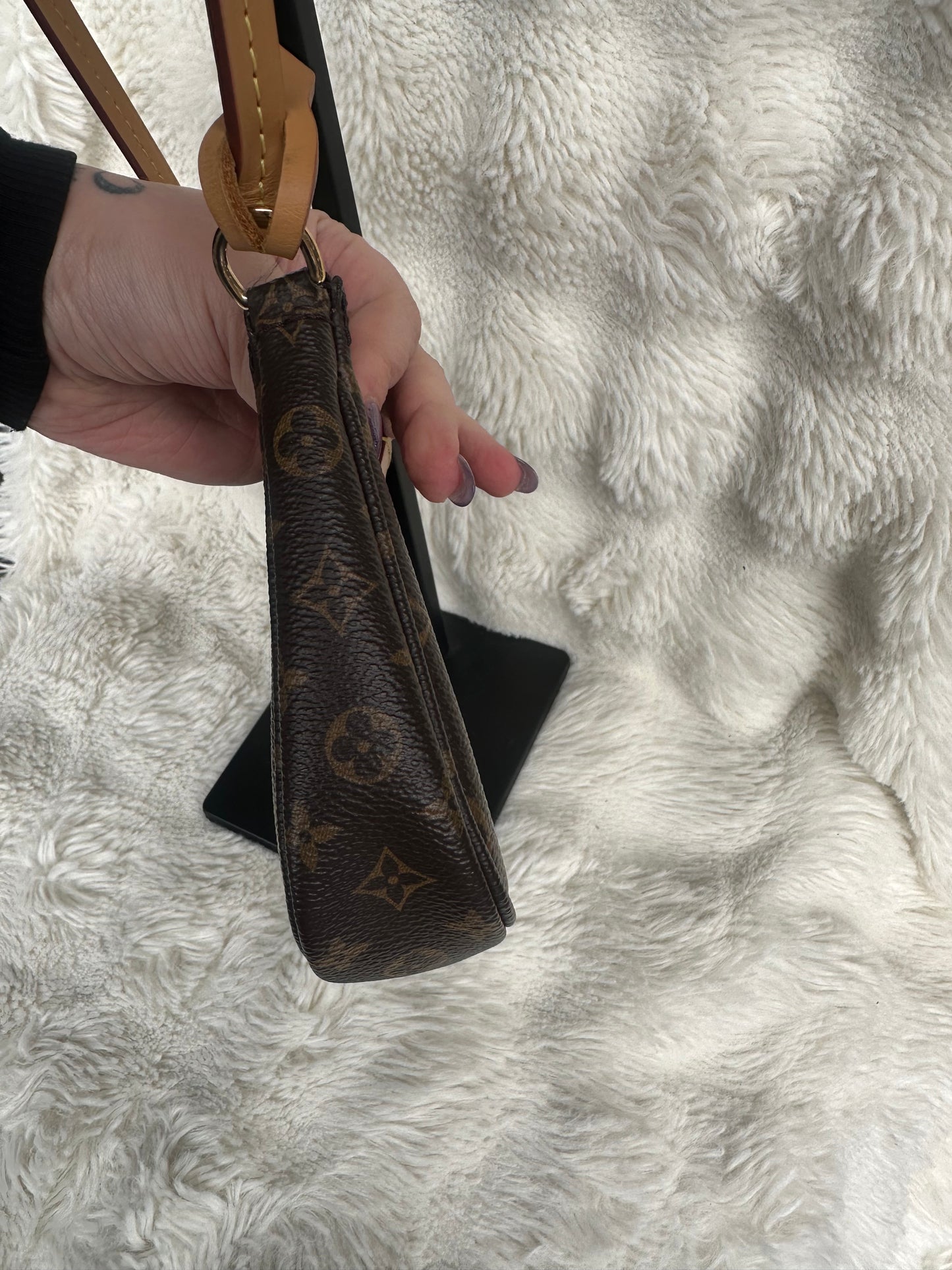 Louis Vuitton multi Pochette accessories bag