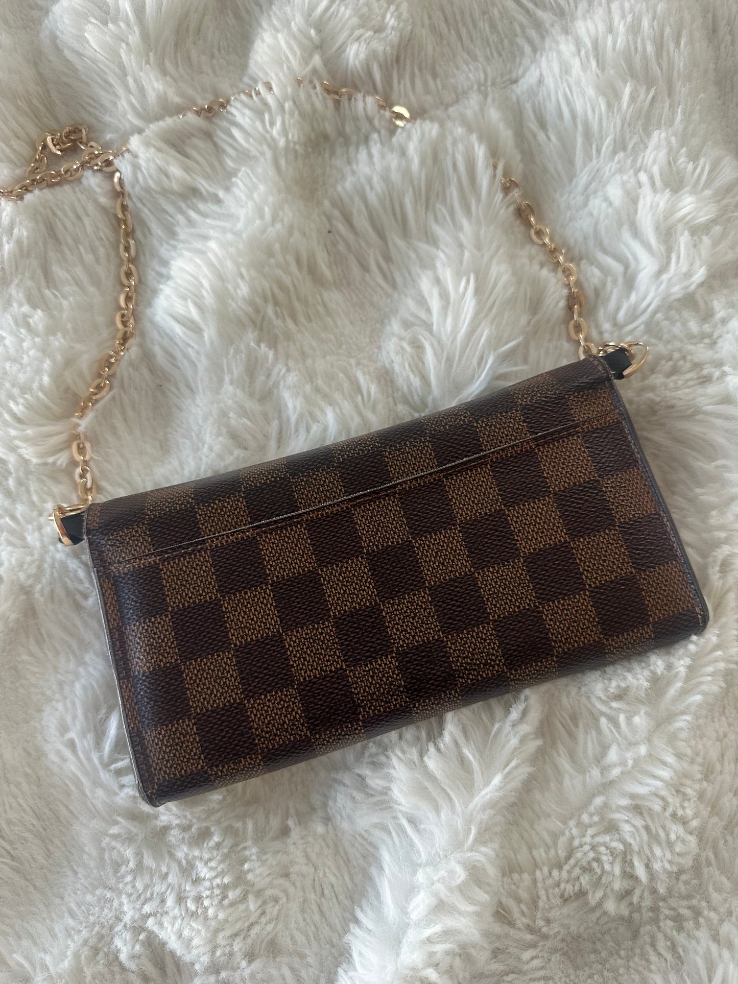 Louis Vuitton - Damier Ebene cross body wallet on chain