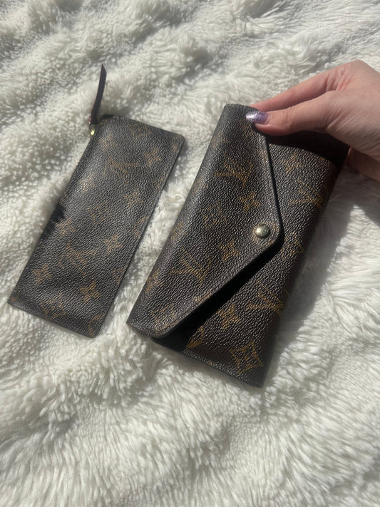 Louis Vuitton wrap wallet with coin purse