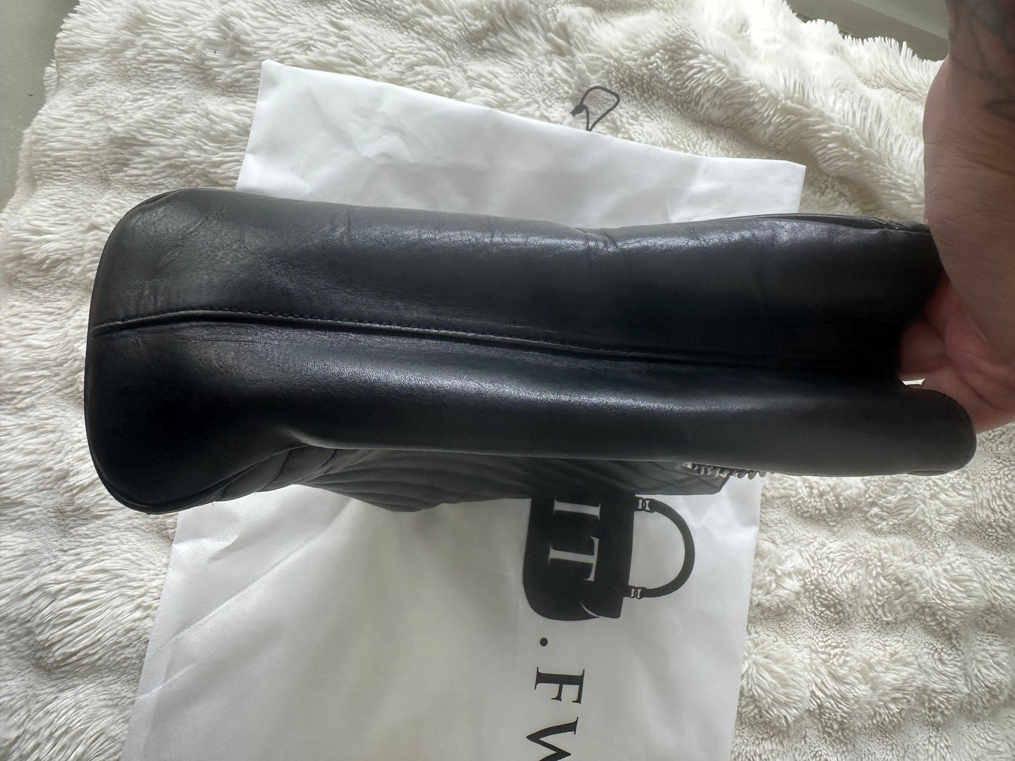 SAINT LAURENT - chevron leather Cassandra shopping tote