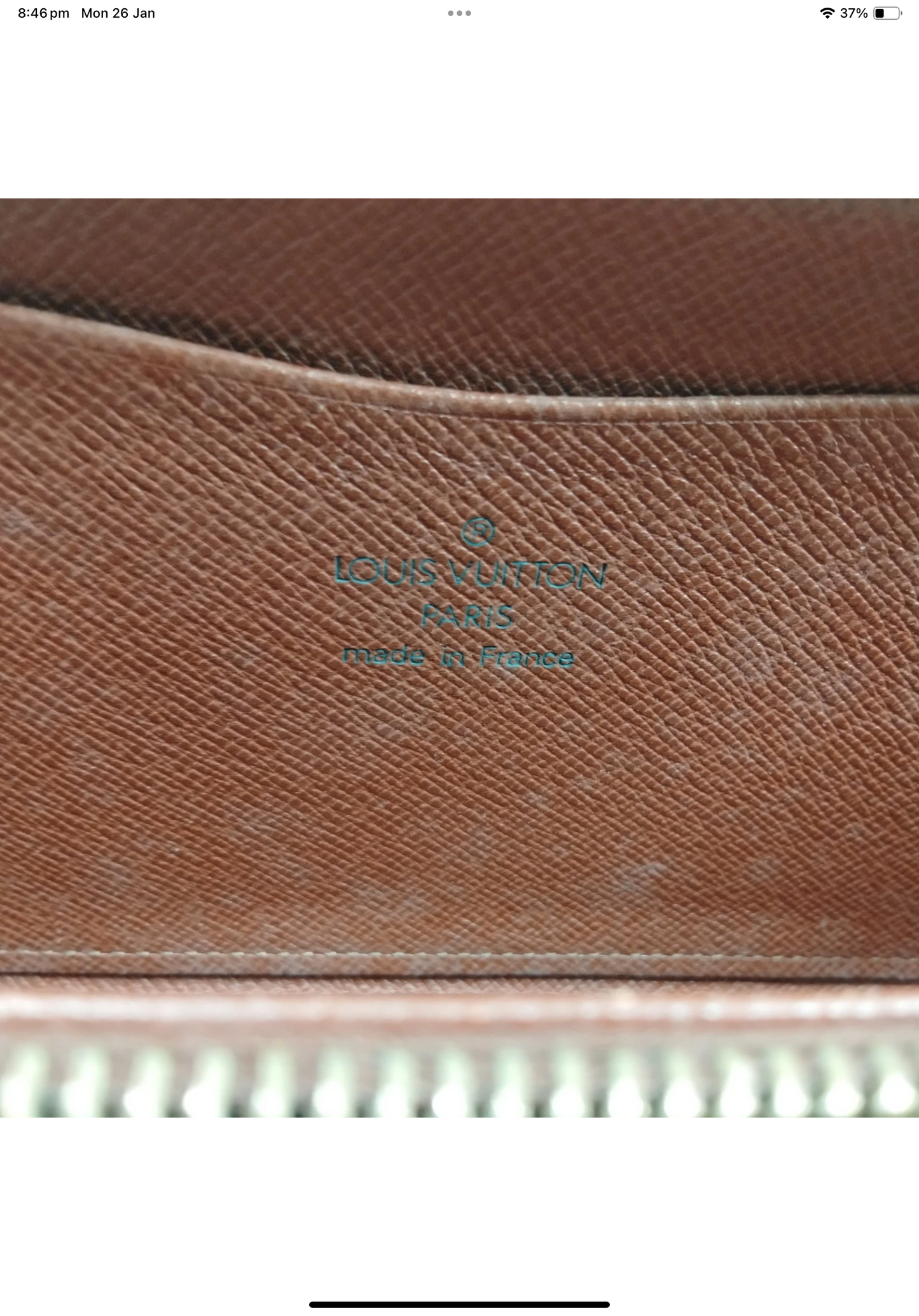 Louis Vuitton Monogram zippy wallet
