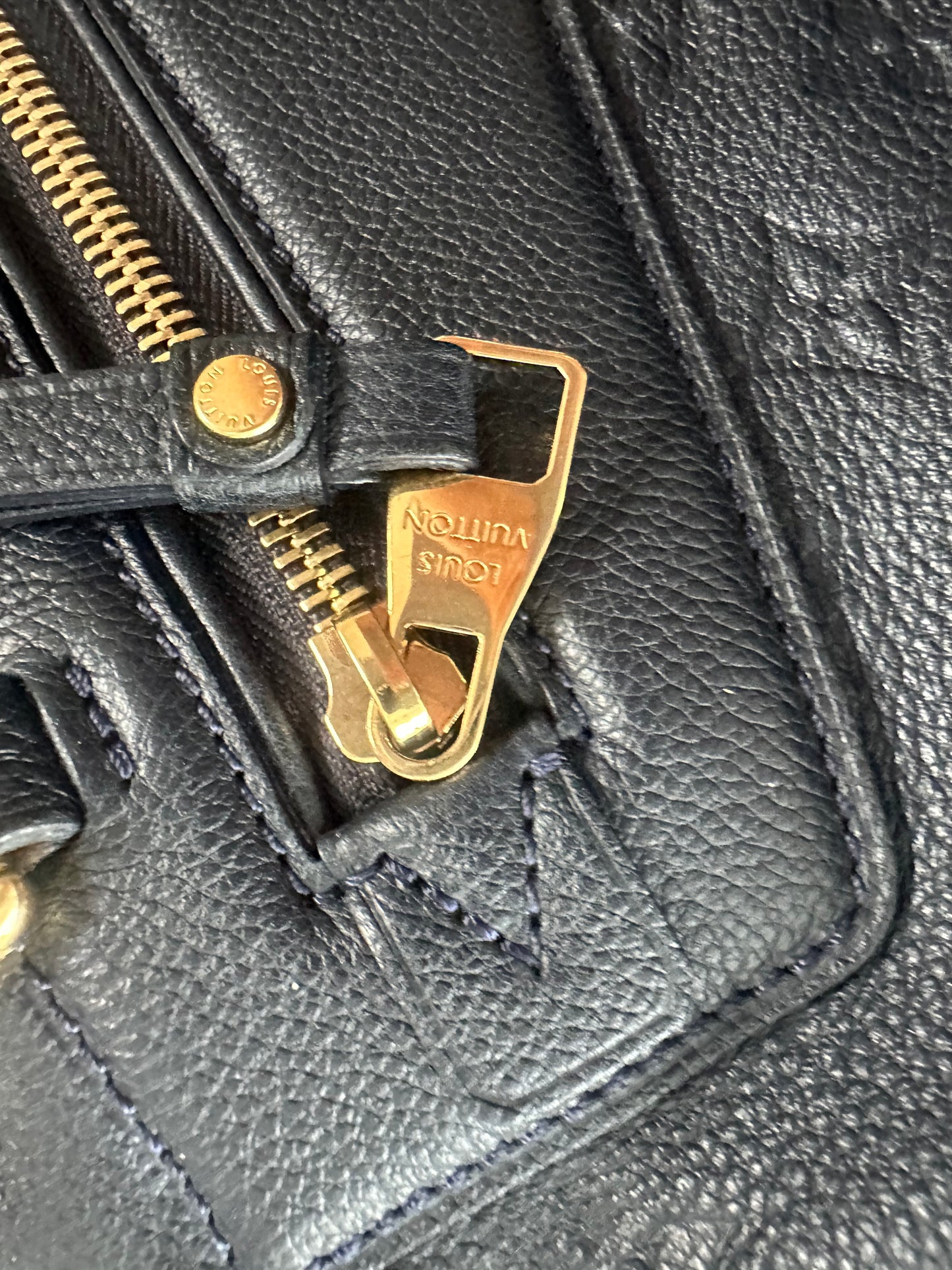 Louis Vuitton luminise MM