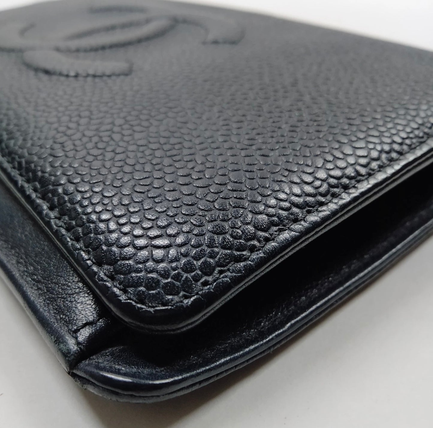 Chanel - black caviar leather CC wallet