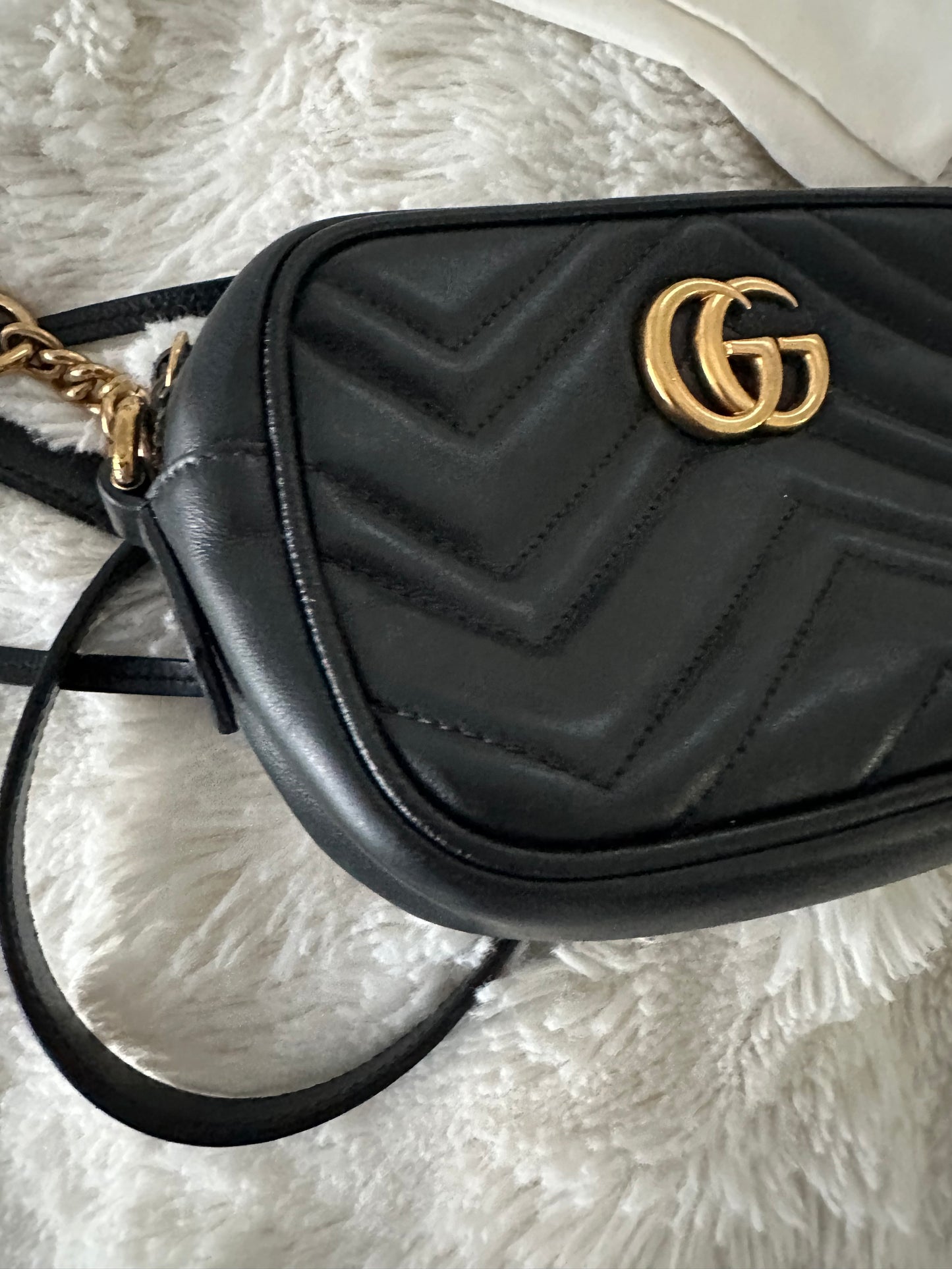 GUCCI GG Marmont Mini Camera Bag Black