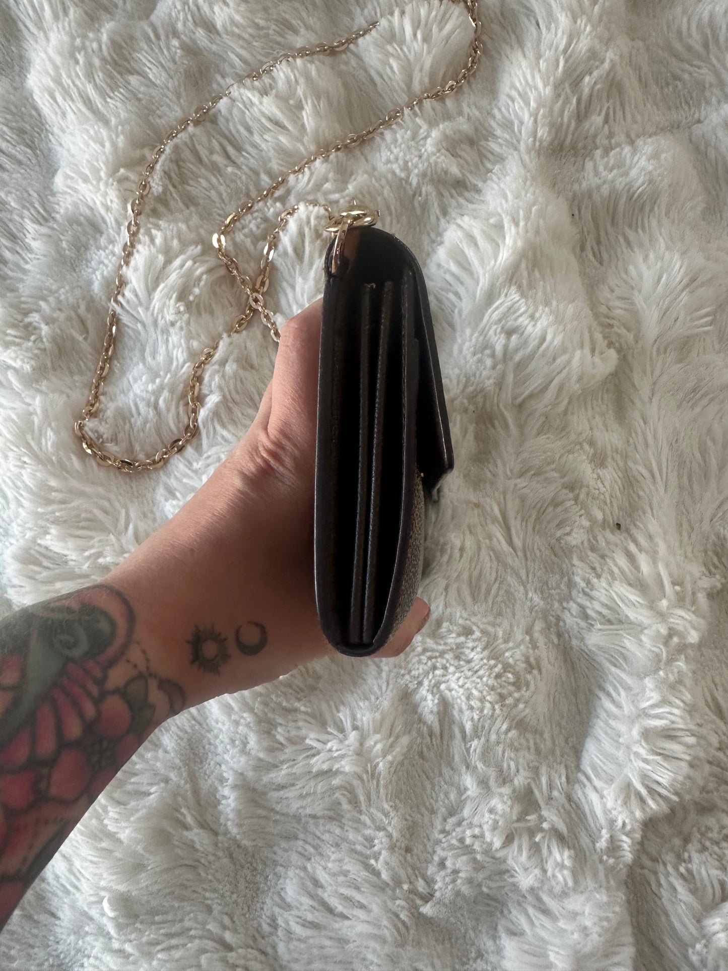 Louis Vuitton - Damier Ebene cross body wallet on chain