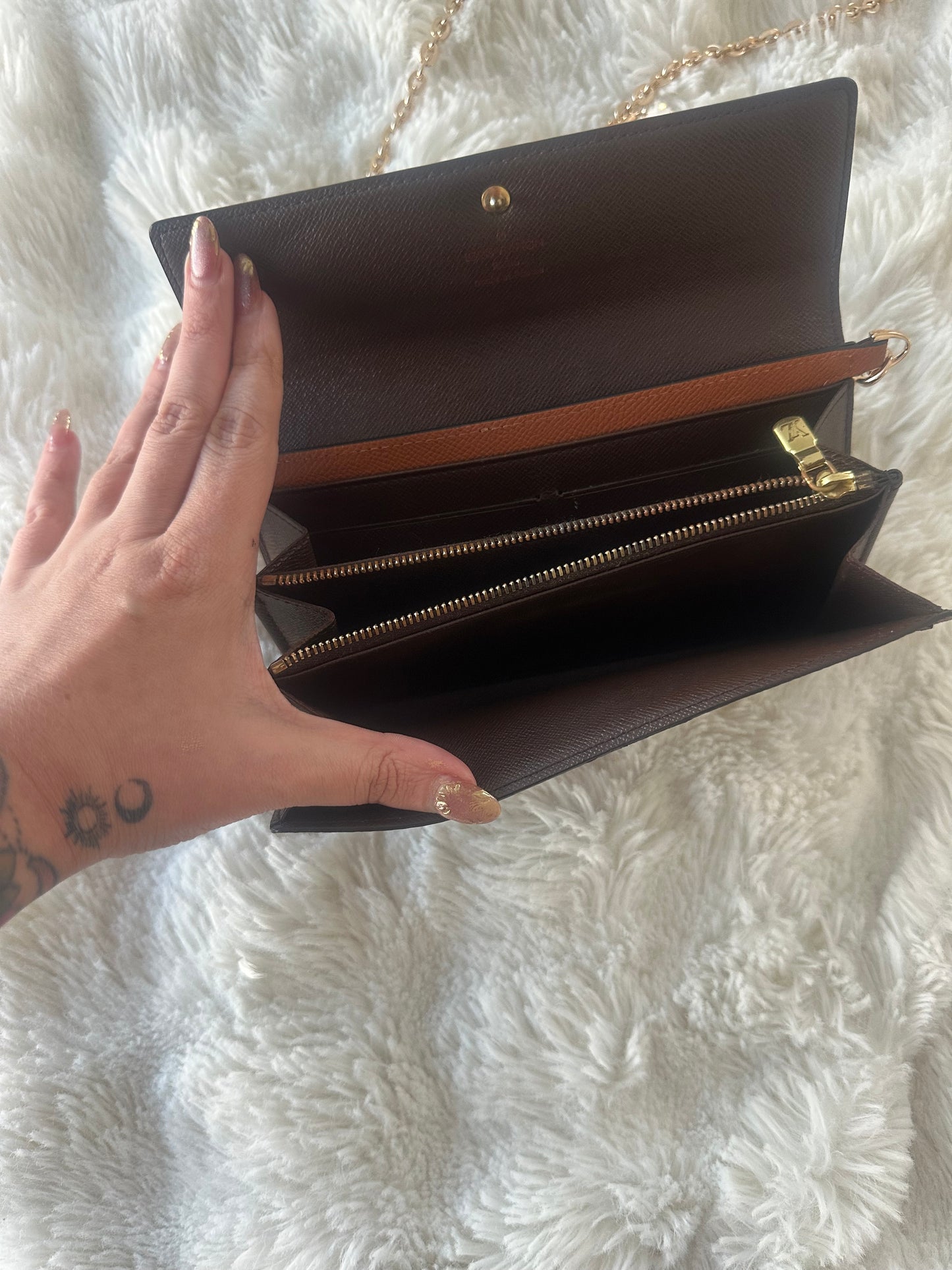 Louis Vuitton - Damier Ebene cross body wallet on chain