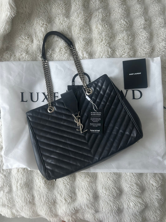 SAINT LAURENT - chevron leather Cassandra shopping tote