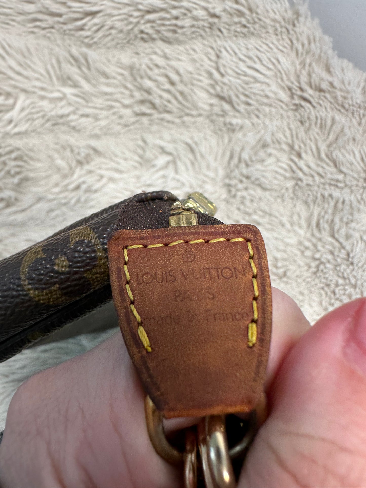 Louis Vuitton Pochette Accessories