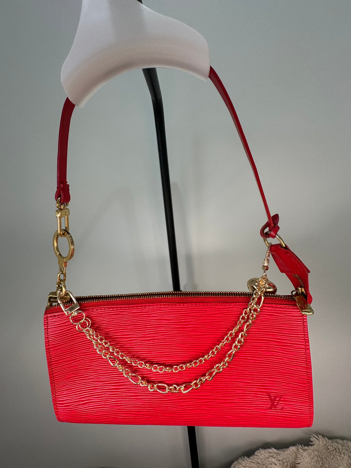 Louis Vuitton Epi Leather Pochette