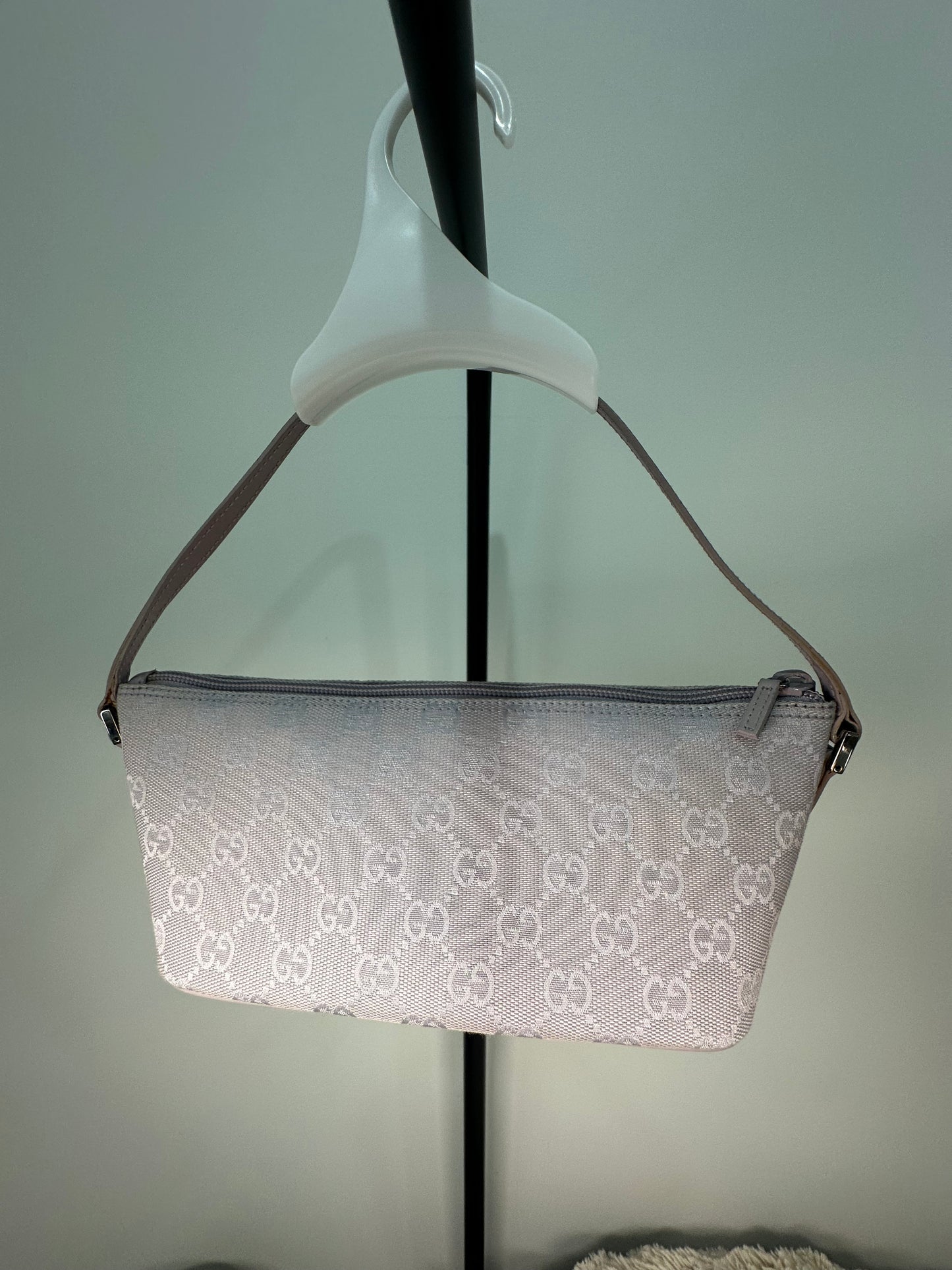 Lavender Gucci Boat Pochette