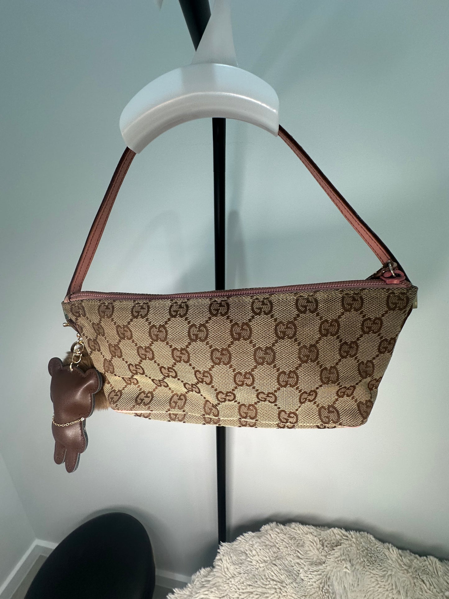 Gucci Boat Pink Leather